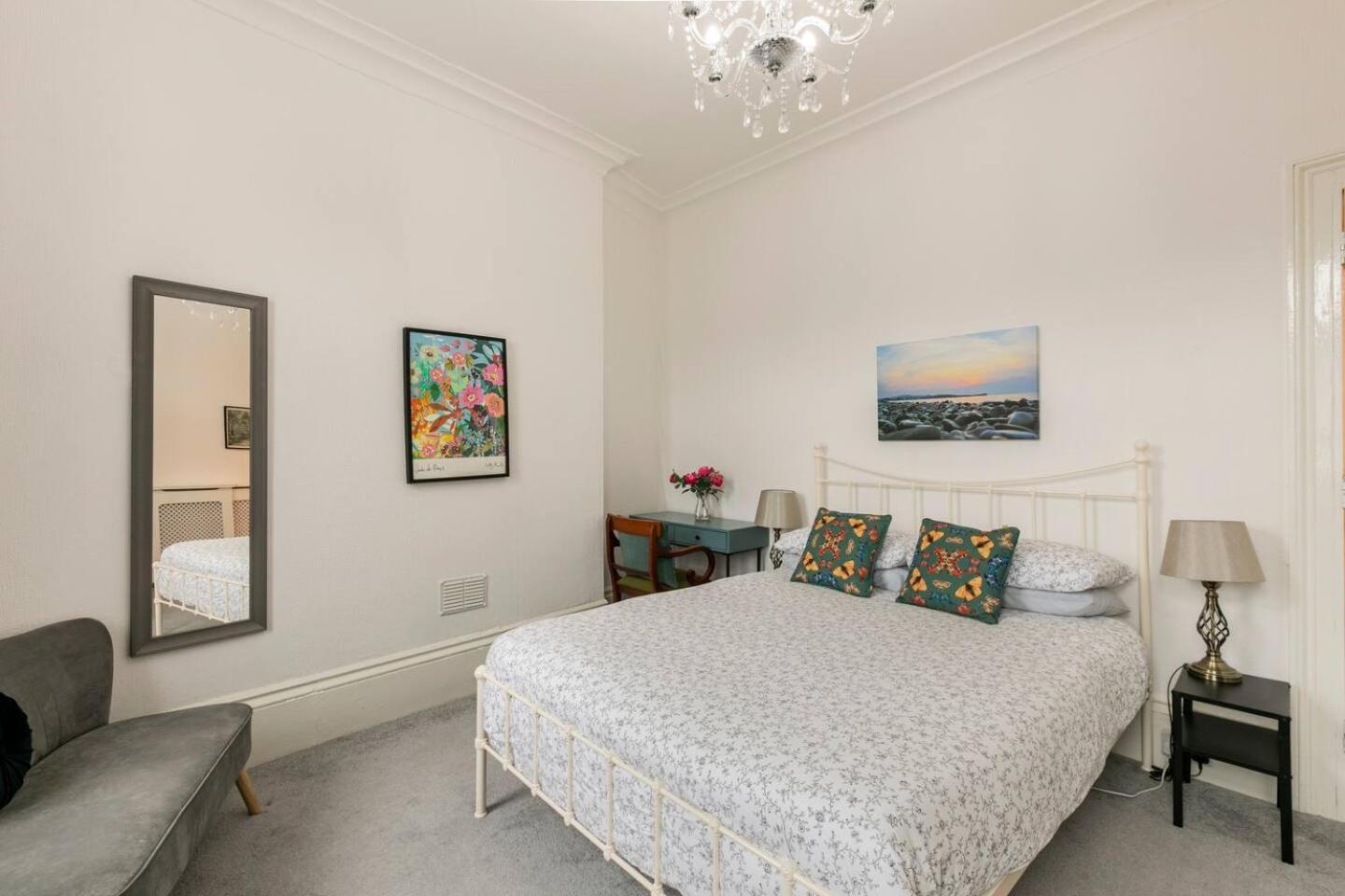 4 Bed Home 3 Mins From Harbour + Sandy Beach Folkestone Eksteriør bilde